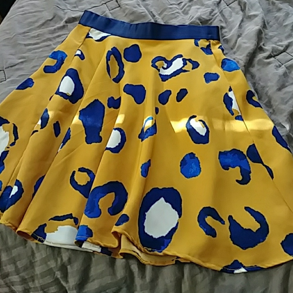 Leopard print skirt